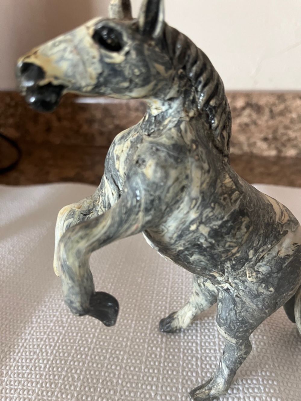 Raring Horse Statue. - Picture 5 of 10